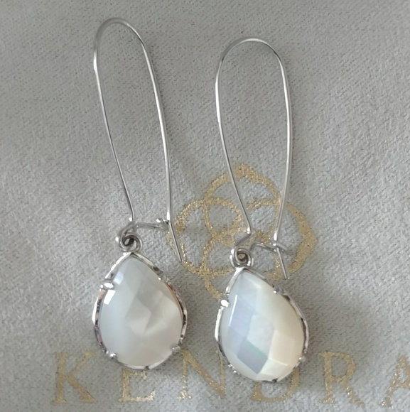Kendra Scott Jewelry - Silver Dees